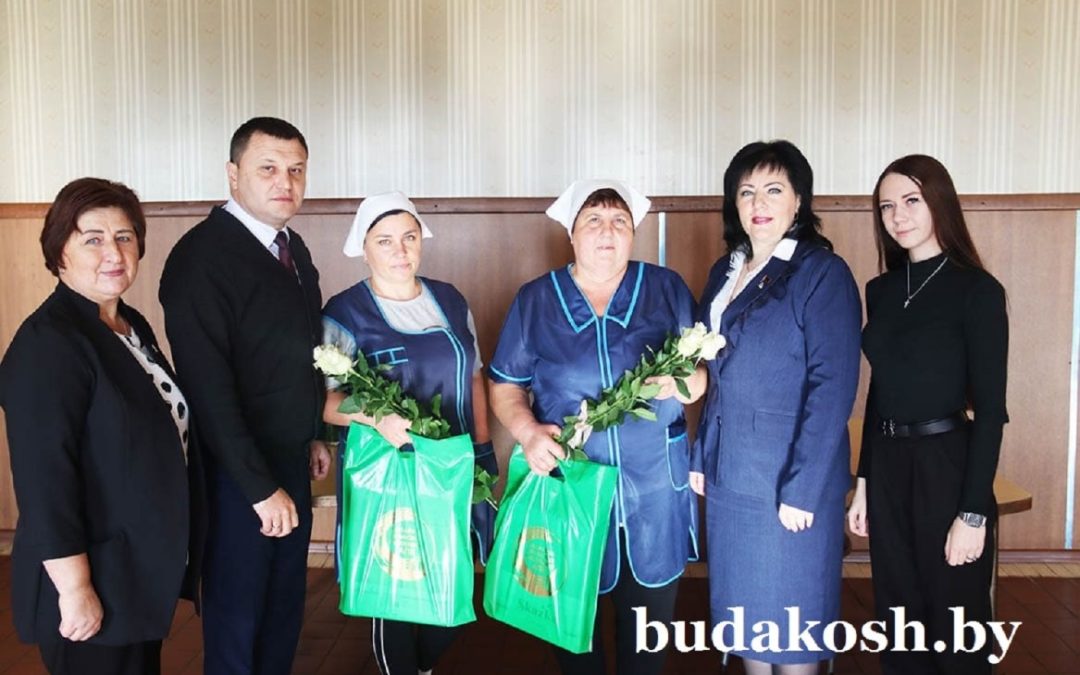 РУКОВОДСТВО РАЙОНА И ПРЕДСТАВИТЕЛИ ОБЩЕСТВЕННЫХ ОРГАНИЗАЦИЙ ПОЗДРАВИЛИ ЖЕНЩИН-ПОВАРОВ
